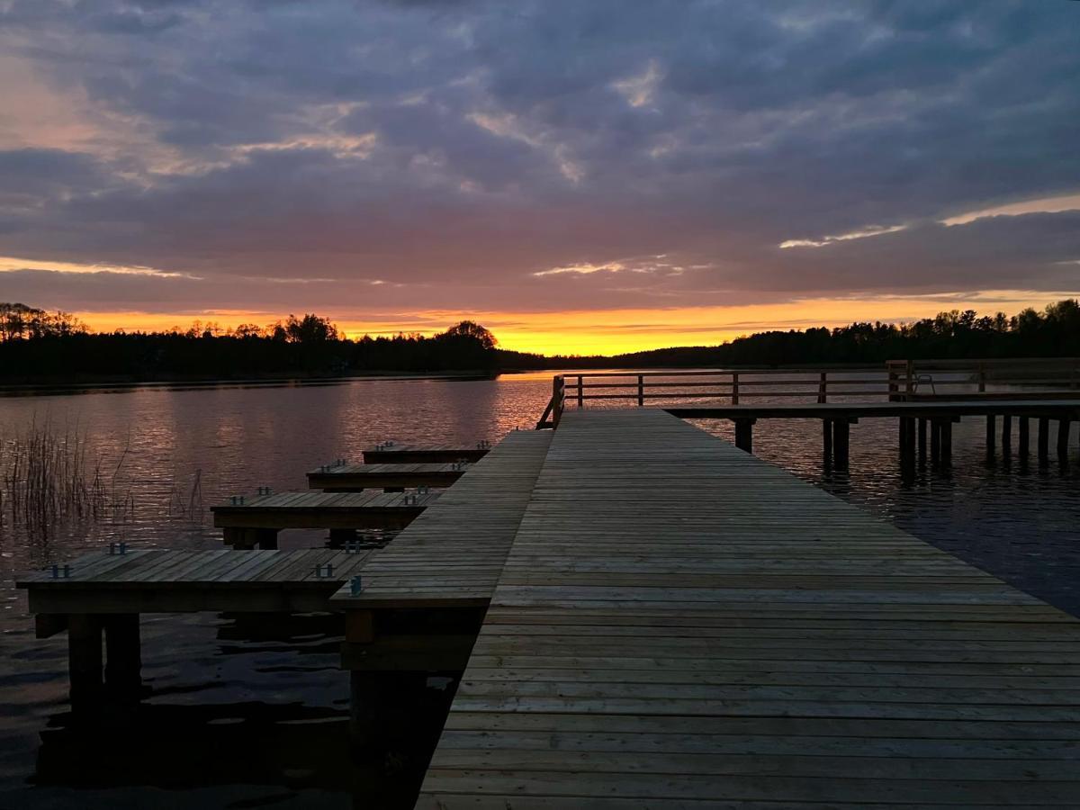 Domek Nad Jeziorem Piasutno Mazury Экстерьер фото